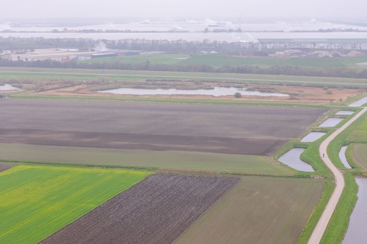 Bekijk foto 47 van Oosteinde 23