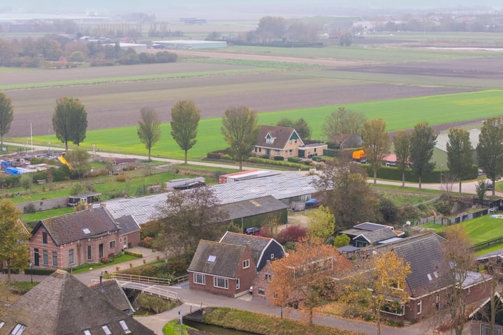 View photo 50 of Oosteinde 23