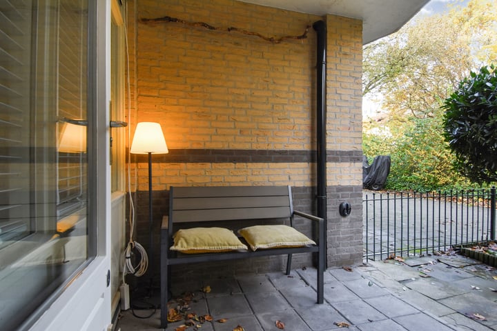 Bekijk foto 14 van Engeringstraat 69