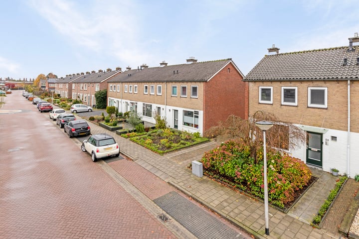 Bekijk foto 45 van Twijnerstraat 59