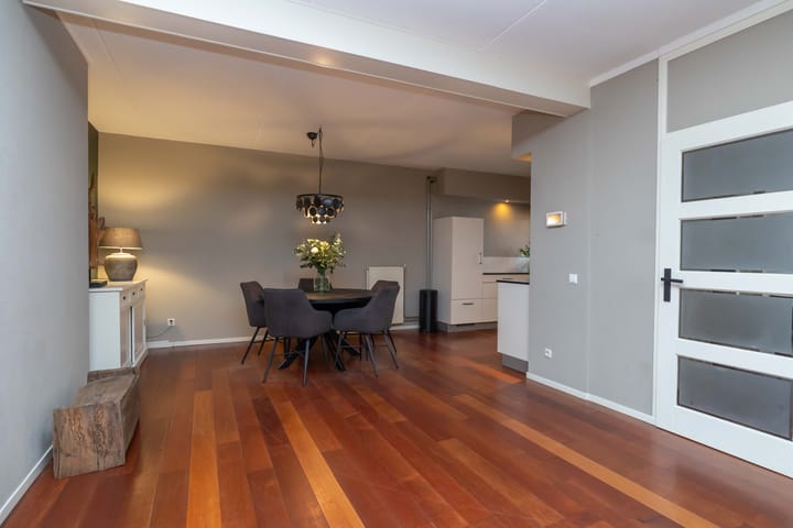 Foto 15 van van Leeuwenhoekstraat 112