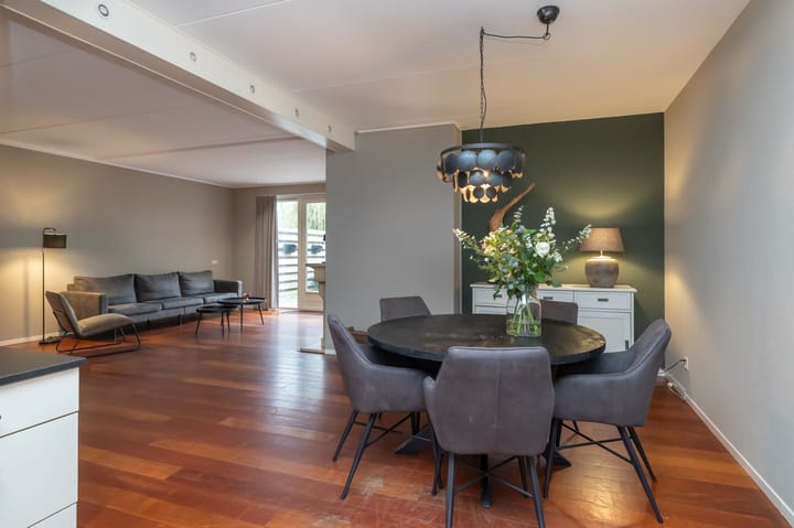 Foto 17 van van Leeuwenhoekstraat 112