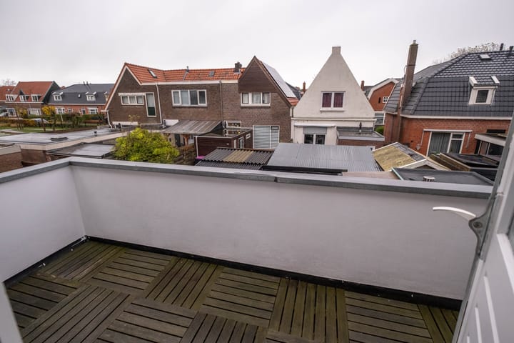 Foto 53 van Tjerk Hiddesstraat 5-D