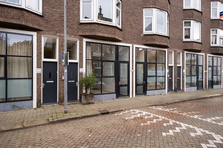 View photo 4 of Schoonderloostraat 207