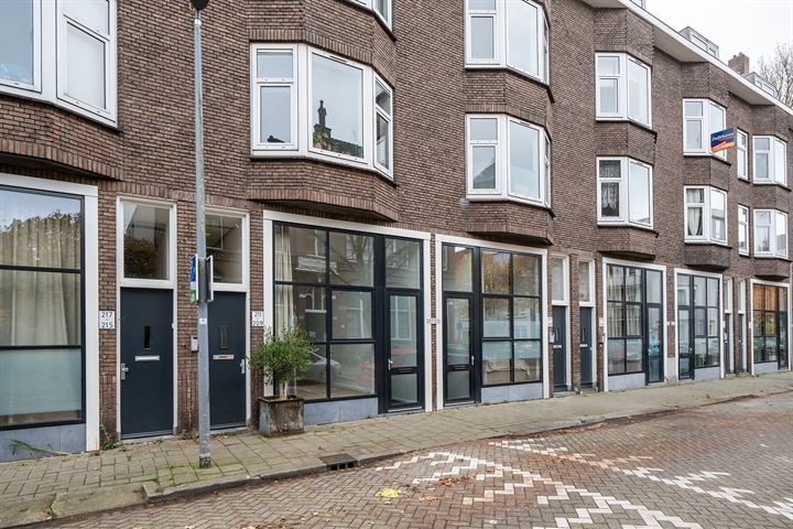 View photo 25 of Schoonderloostraat 207