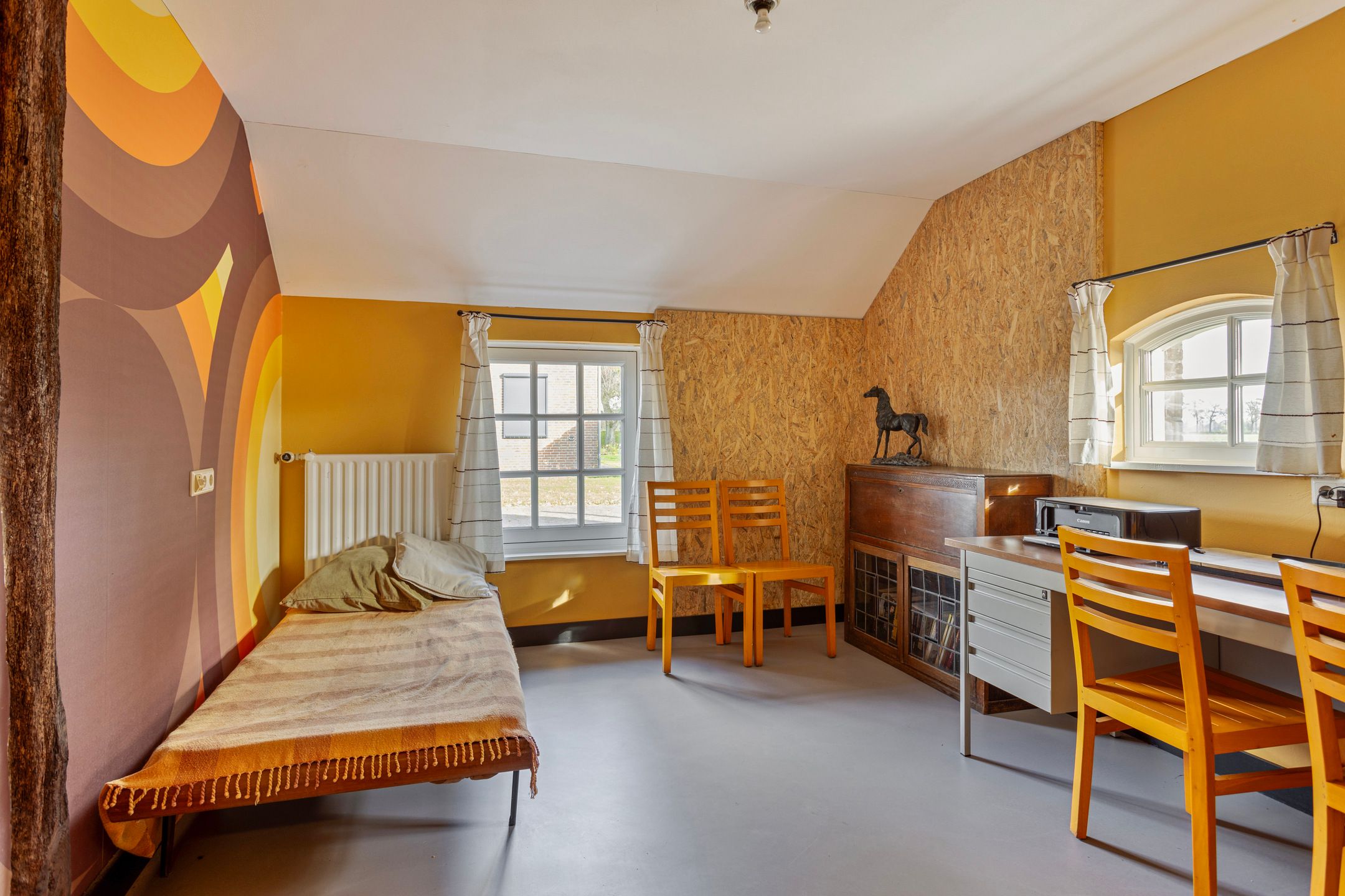 Photo 33 of Kameren 8