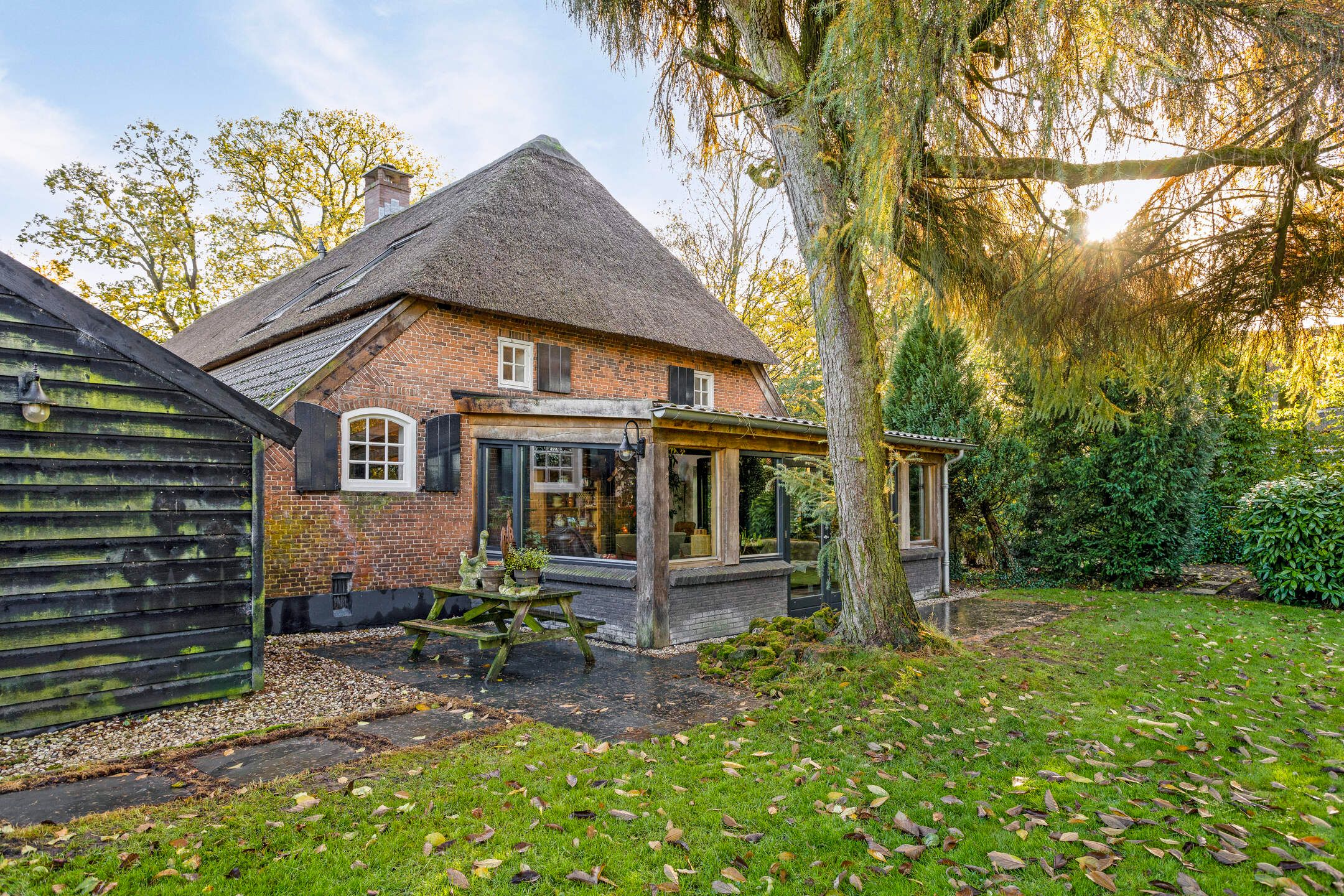 Photo 42 of Kameren 8