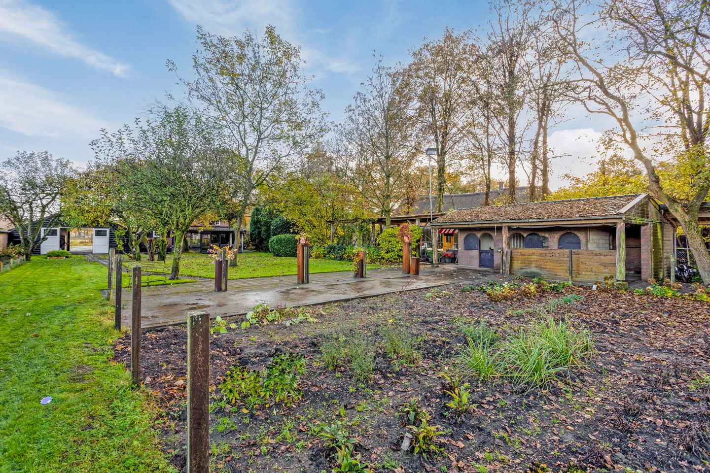 Photo 50 of Kameren 8