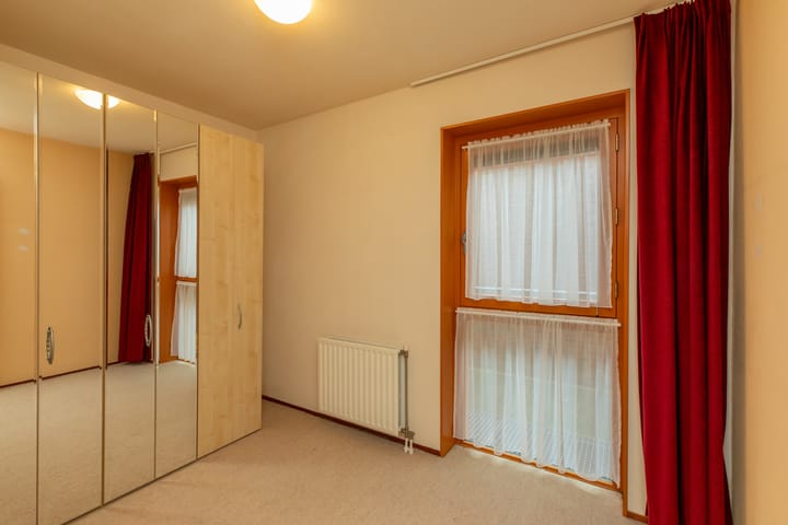 Photo 31 of Nieuwerkerckeplein 54