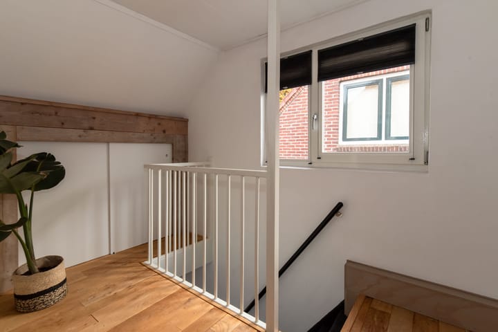 Foto 24 van Zuiderstraat 32