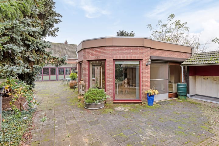 Foto 46 van Stationsweg 97