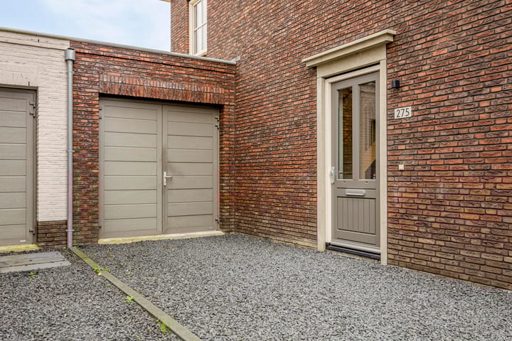 Foto 7 van Vossenzoom 275