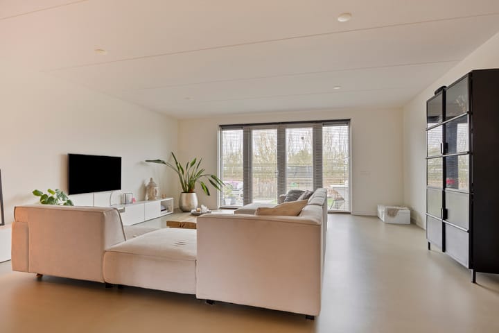 Foto 11 van Vossenzoom 275