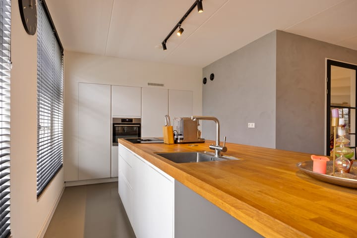 Foto 17 van Vossenzoom 275