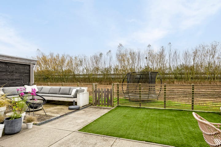 Foto 33 van Vossenzoom 275