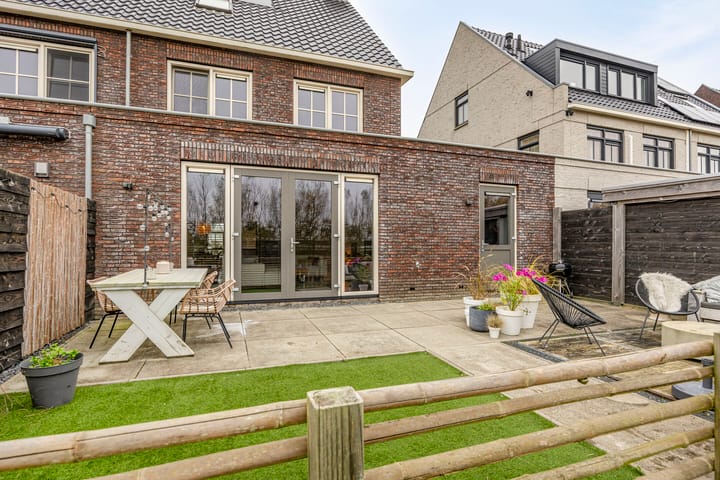 Foto 36 van Vossenzoom 275