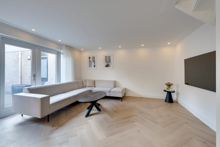 Foto 14 van Else Mauhsstraat 13