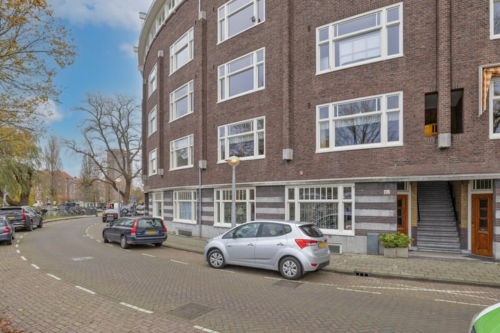 Bekijk foto 1 van Amstelkade 182-H