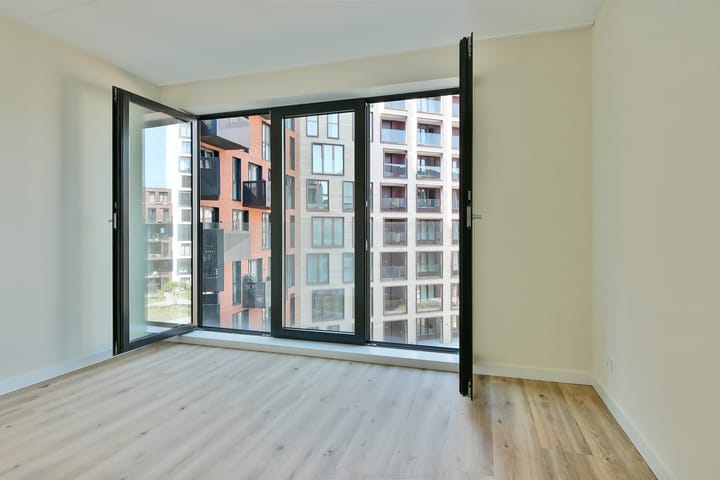 Foto 14 van Niemeyerstraat 62