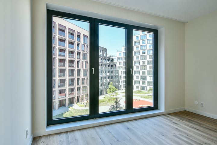 Foto 15 van Niemeyerstraat 62