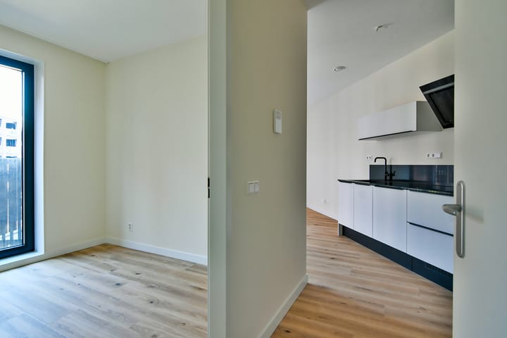 Foto 18 van Niemeyerstraat 62