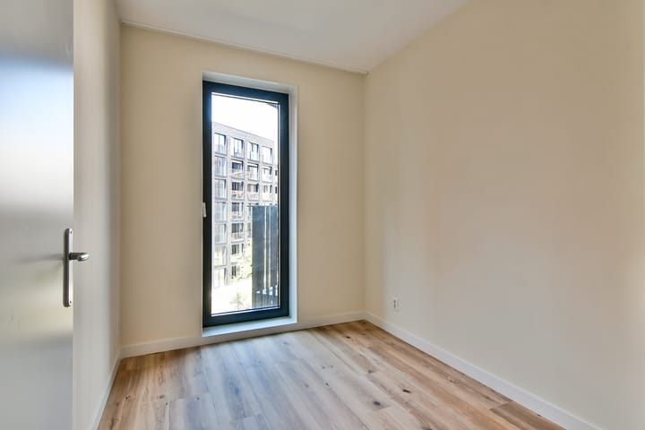 Foto 20 van Niemeyerstraat 62