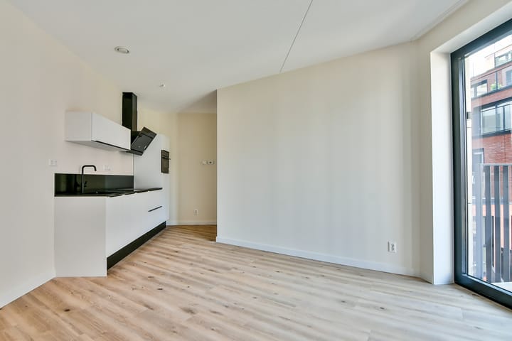 Foto 31 van Niemeyerstraat 62