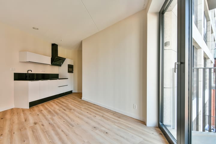 Foto 32 van Niemeyerstraat 62