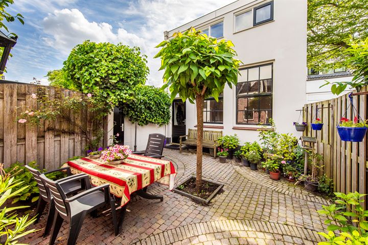 View photo 14 of Cattenhagestraat 73