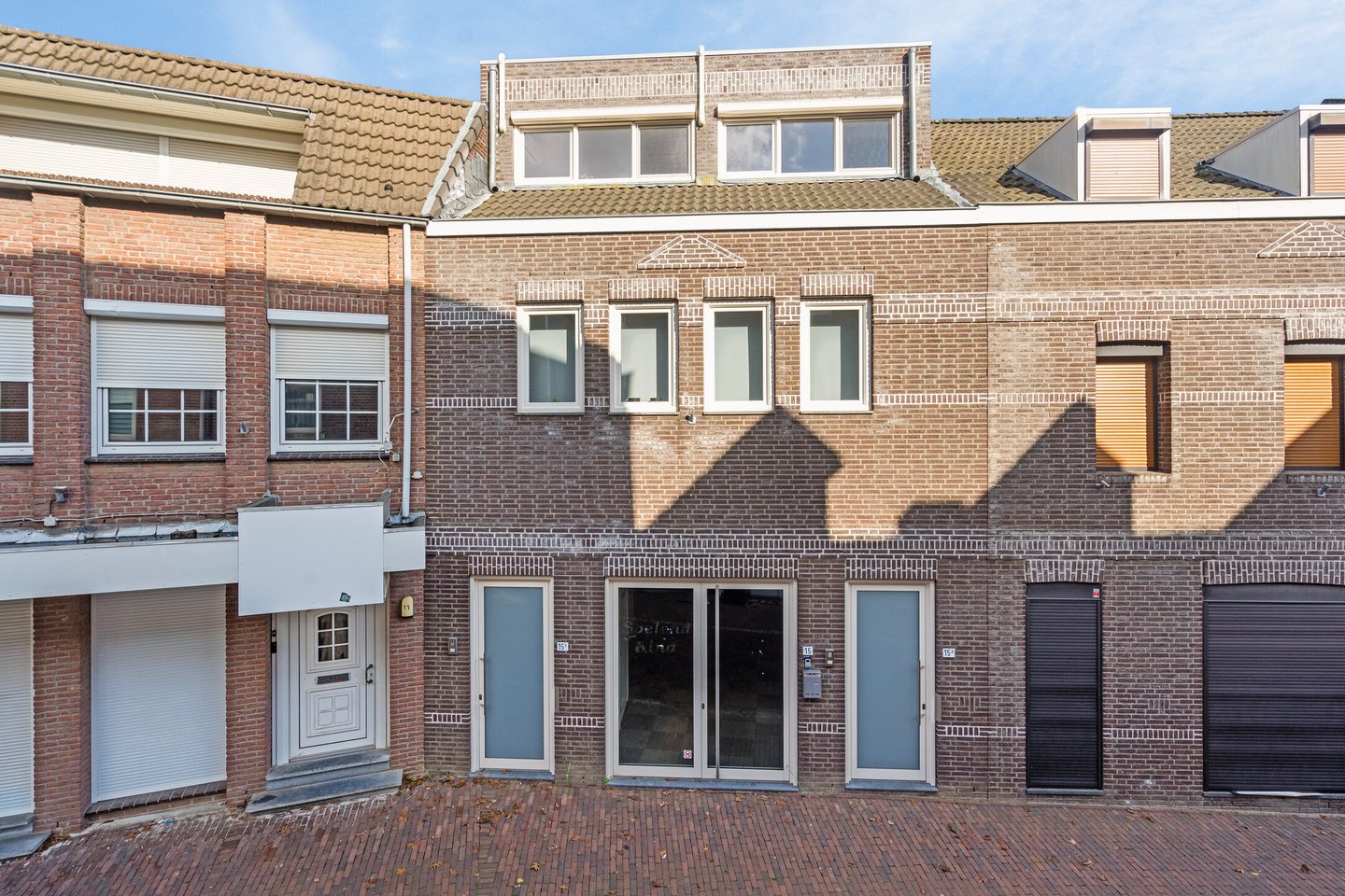 Bekijk foto 1 van Einderstraat 15