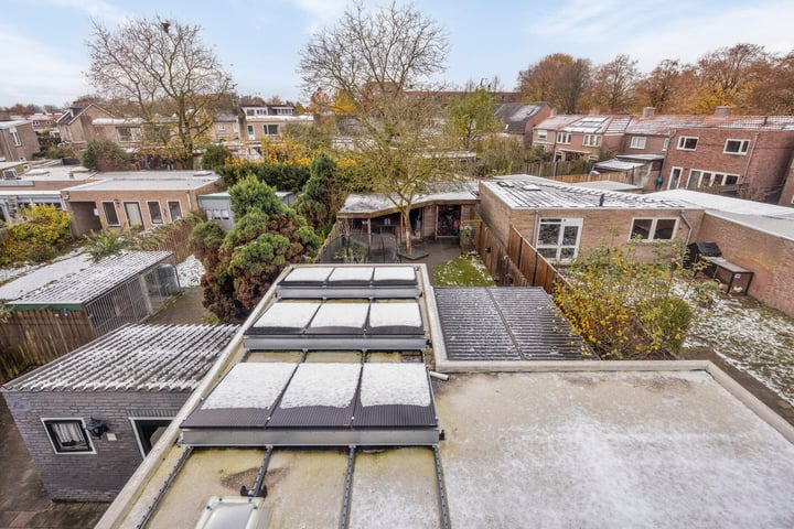 View photo 31 of Wethouder van Besouwstraat 32