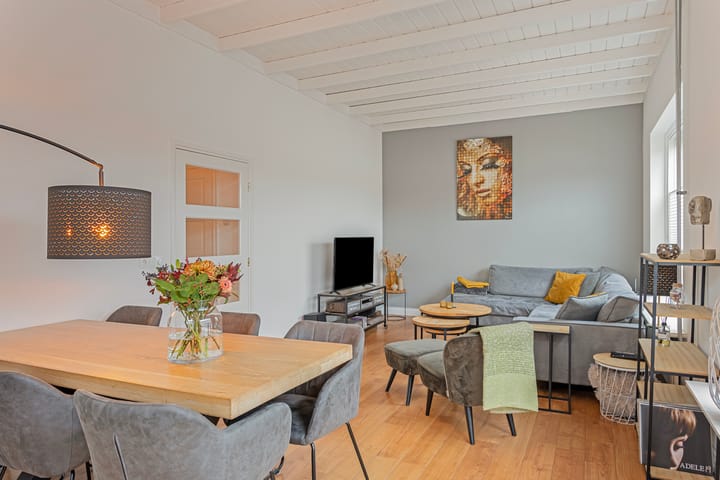 Foto 9 van Parallelweg 7