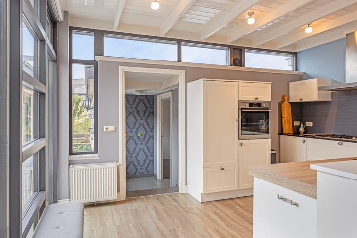 Foto 15 van Parallelweg 7