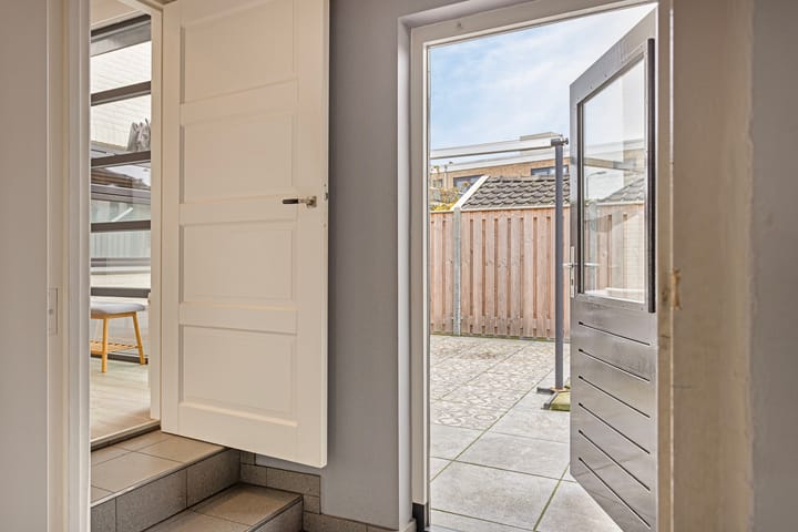 Foto 21 van Parallelweg 7