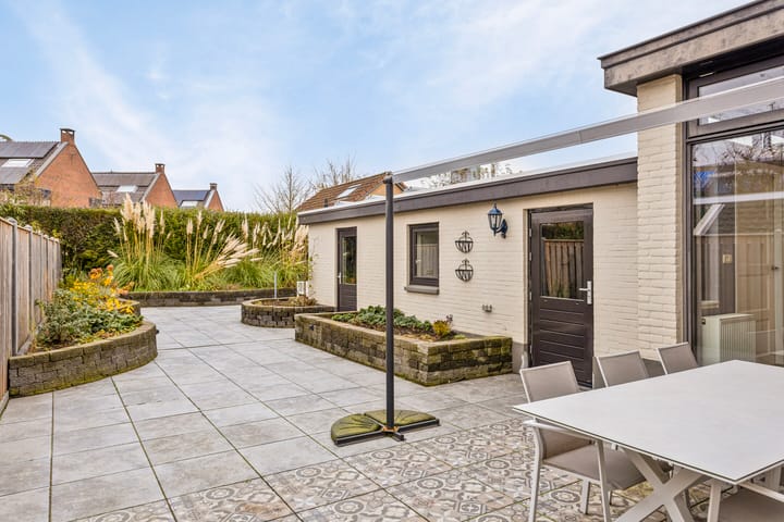 Foto 23 van Parallelweg 7