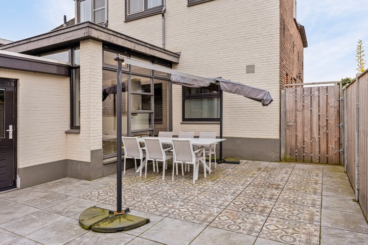 Foto 22 van Parallelweg 7