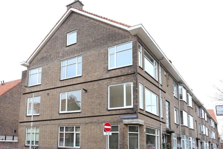 View photo 26 of Harstenhoekweg 237