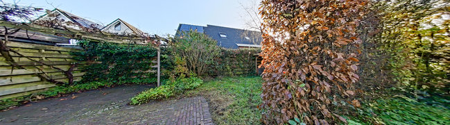 View 360° photo of Achtertuin of Postduif 7