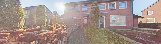 Bekijk 360° foto van Vooraanzicht van Schoolstraat 18