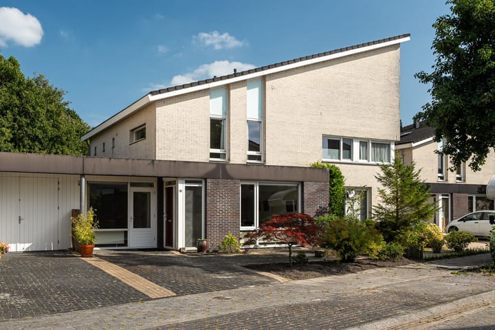 Foto 1 van Pieter-Christiaanstraat 8