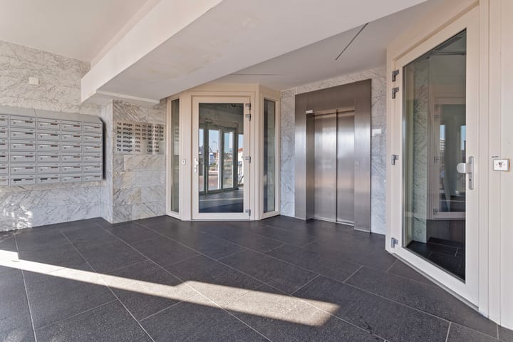 Photo 24 of Vuurtorenplein 22