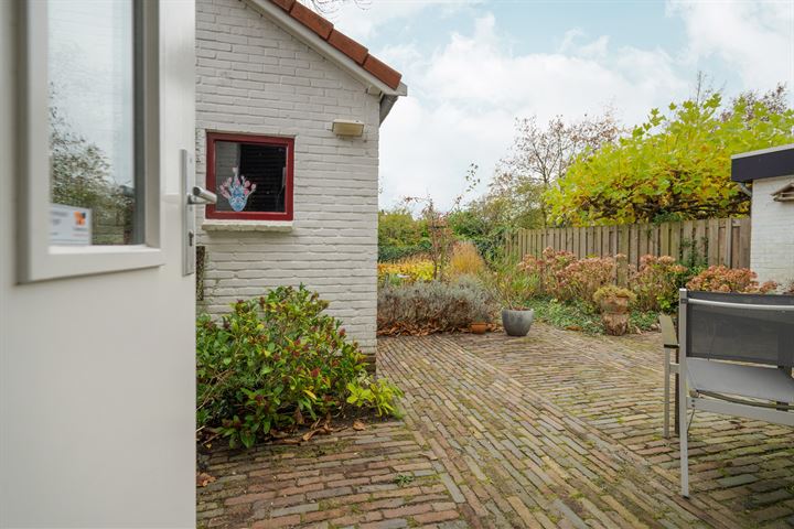 Bekijk foto 35 van Poggenbeekstraat 25