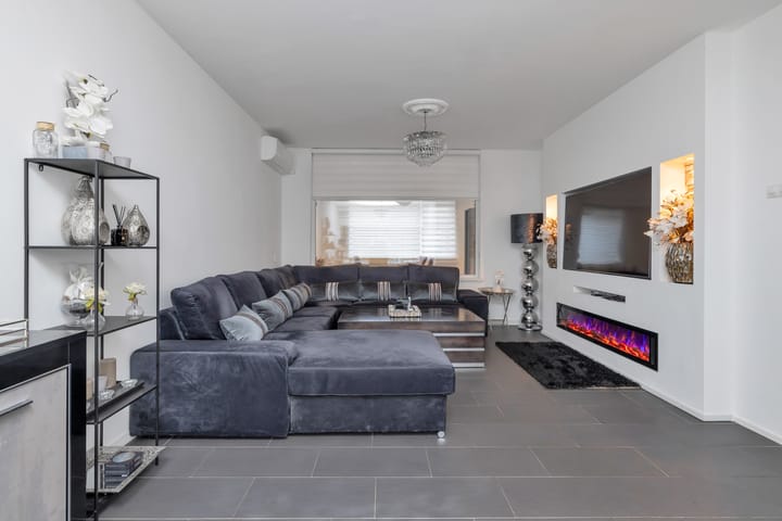 Photo 6 of Tarwelaan 69