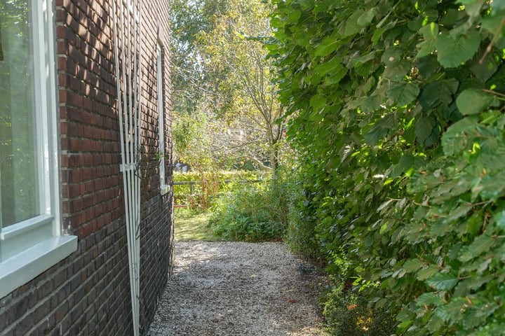 Bekijk foto 42 van Jasmijnstraat 26