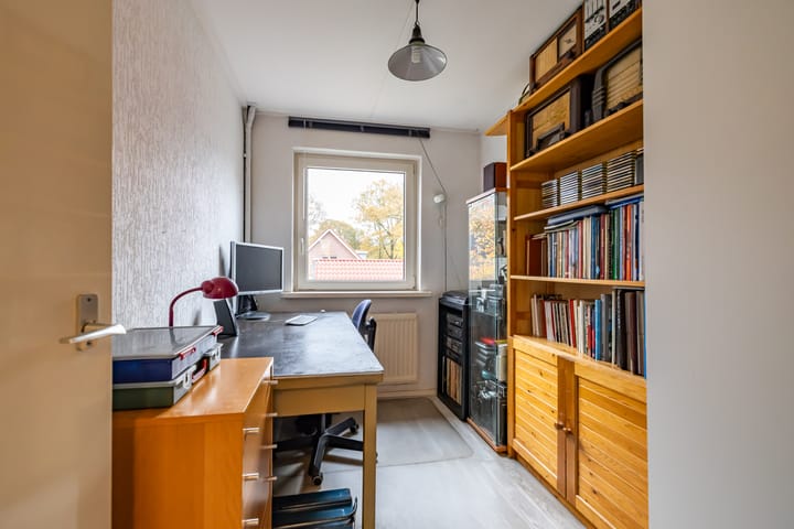 Foto 30 van Breukenweg 4