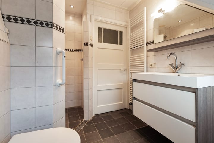 Foto 17 van 2e Johannastraat 22