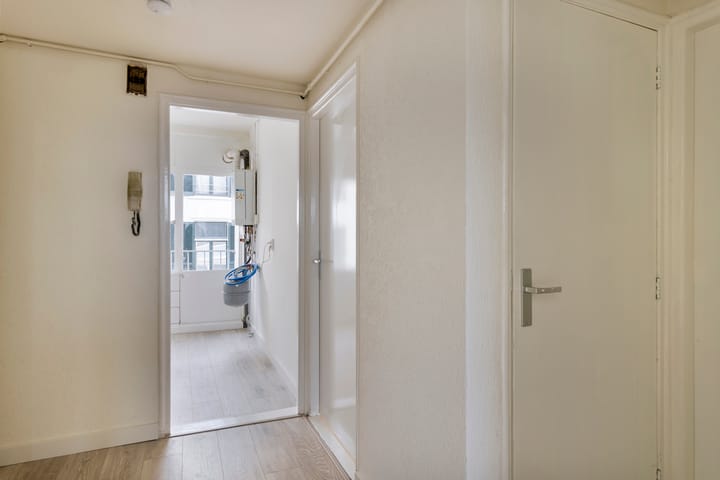 Foto 3 van Driekoningenstraat 12-2