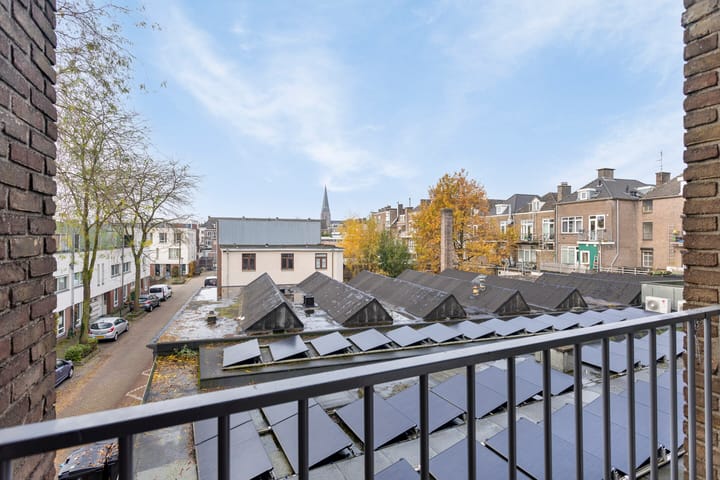 Foto 15 van Driekoningenstraat 12-2