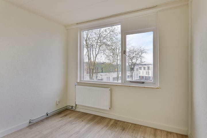 Foto 18 van Driekoningenstraat 12-2