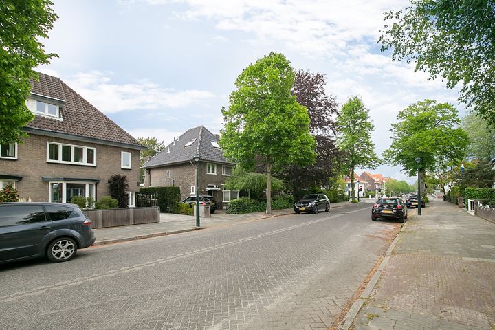 View photo 51 of Poelhekkelaan 4